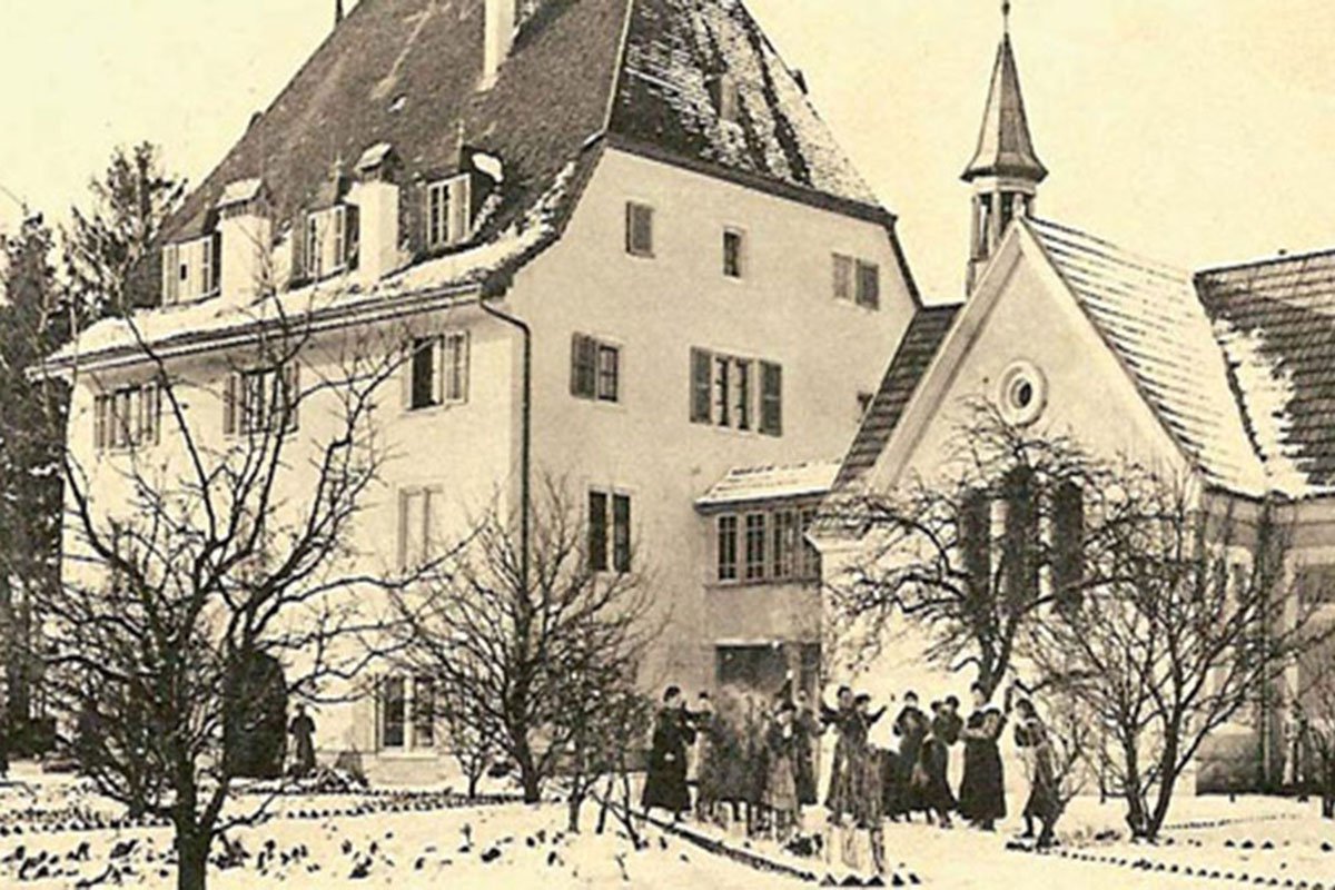 Schloss Ueberstorf historische Aussenaufnahme